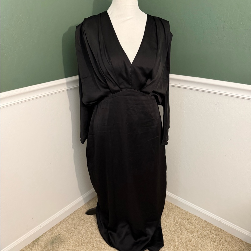 TFNC London Black Deep V-Neck Long Sleeve Maxi Dress Size 18